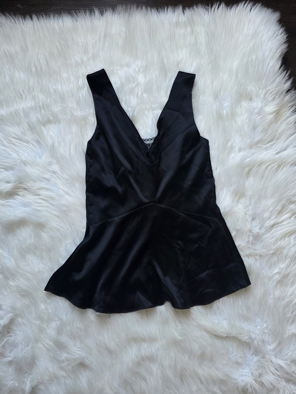 Leigh Bantivoglio Black V-Neck Satin Camisole Top